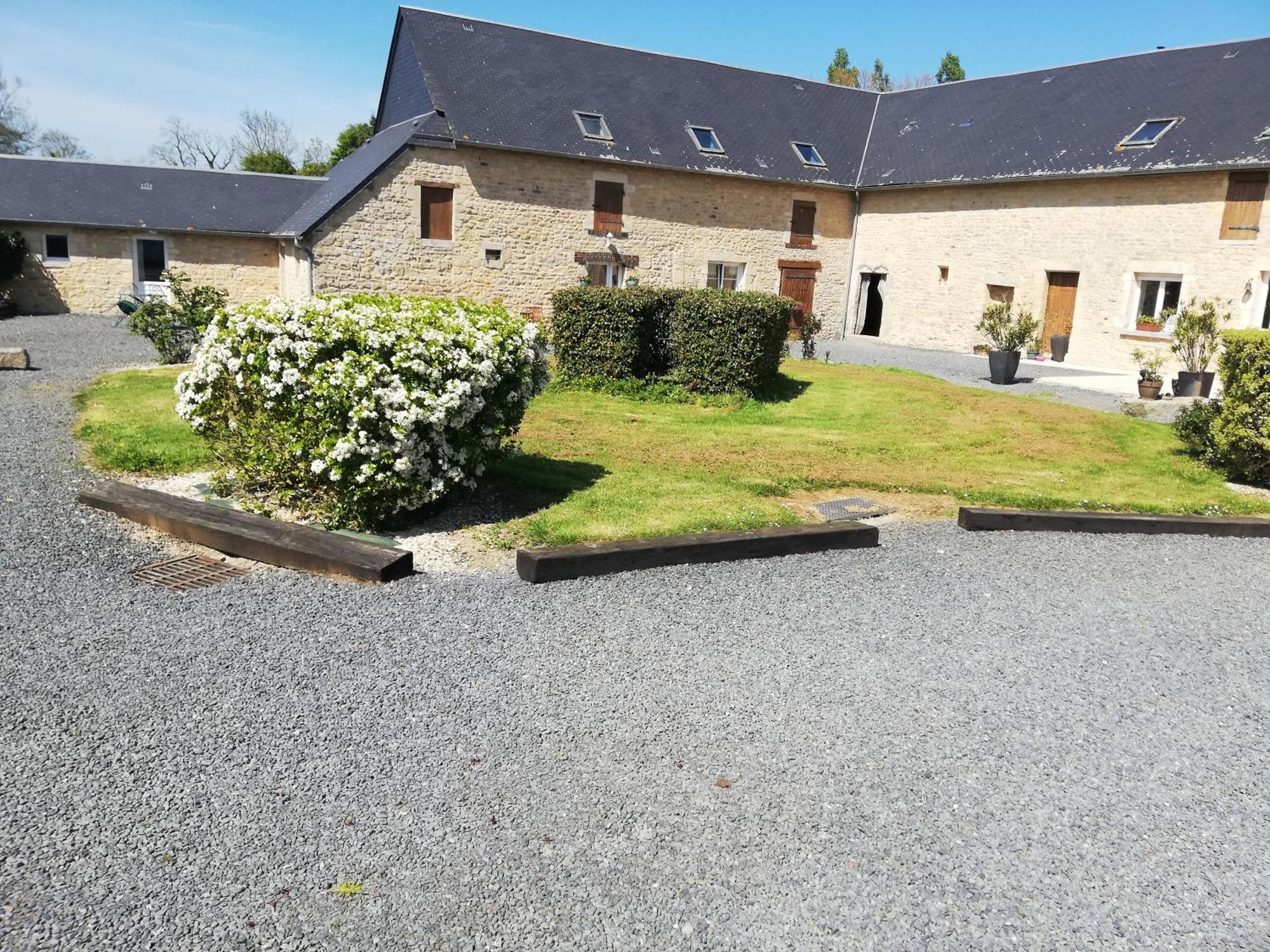 Bed and Breakfast Ferme de Montigny  Asnieres-en-Bessin Exterior foto